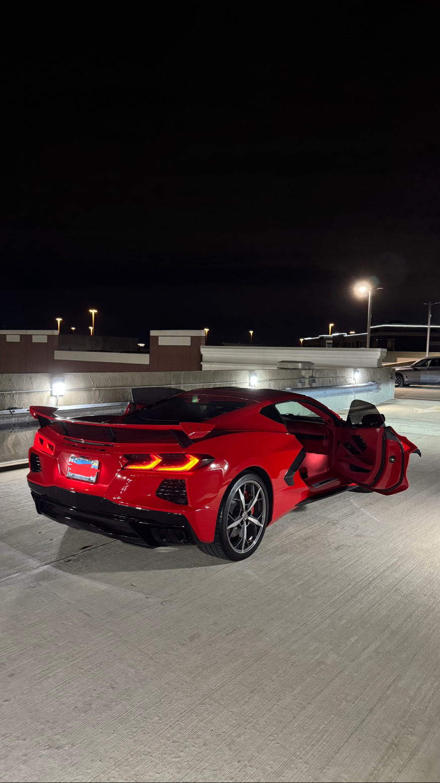 Chevrolet C8 Stingray photo 2
